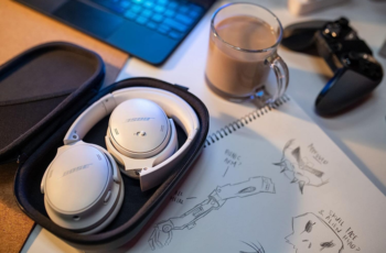 How To Clean Bose Headphones The Easiest Way